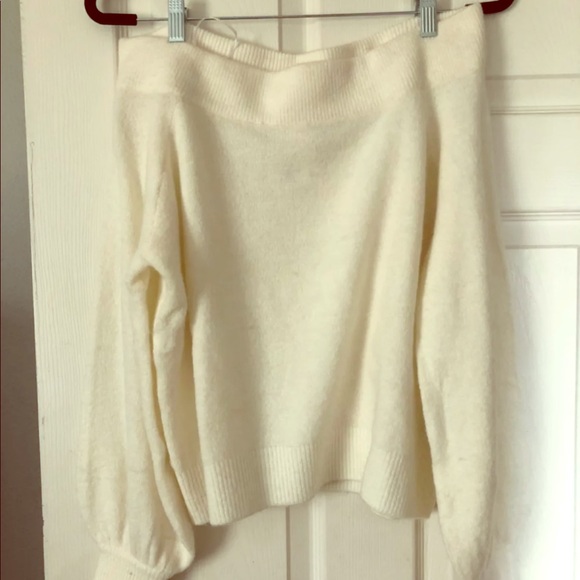 H&M Sweaters - Brand new H&M sweater